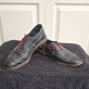 Allen Edmonds Leather Oxfords - Red Laces - Jumbo 9